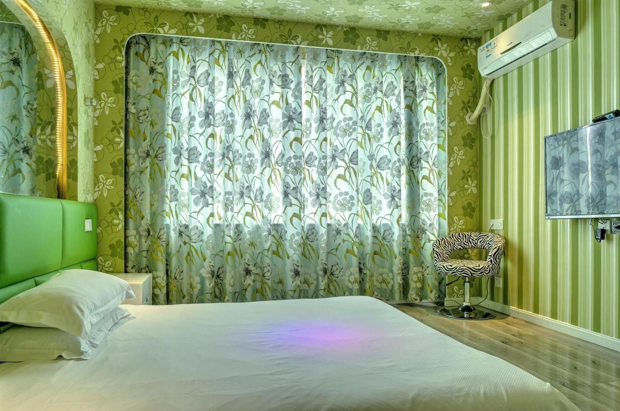 Milan Fashion Hotel Deqing Екстериор снимка