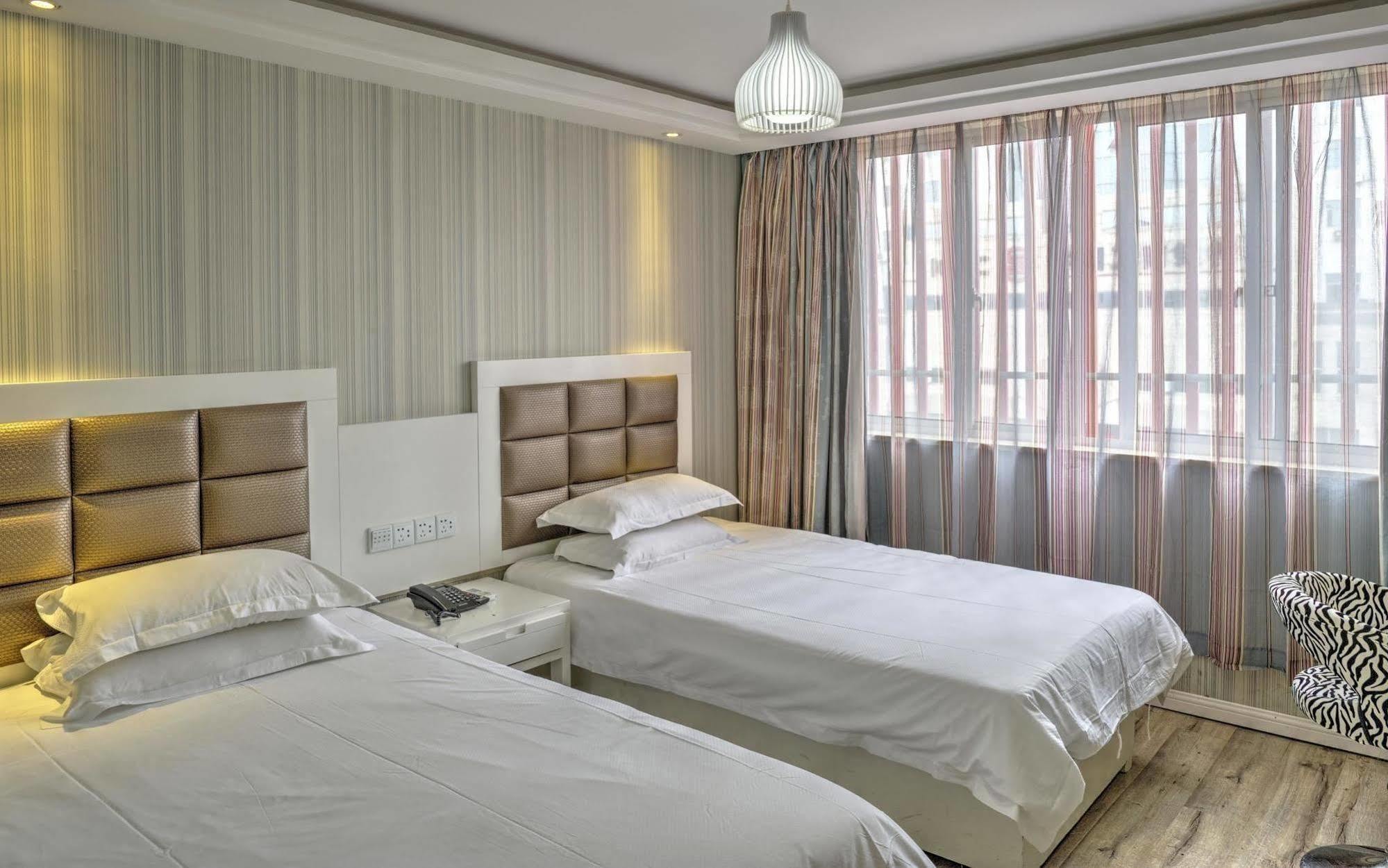 Milan Fashion Hotel Deqing Екстериор снимка